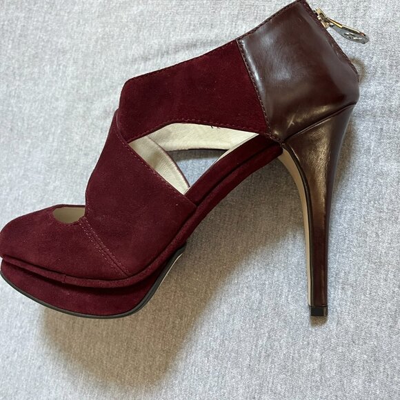 MICHAEL Michael Kors Burgundy Suede/Leather Heels, Never worn.  Size 7 - Picture 6 of 12